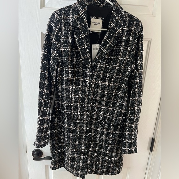 NWT Abercrombie Tweed Blazer mini dress. Size small Tall. - Picture 2 of 3